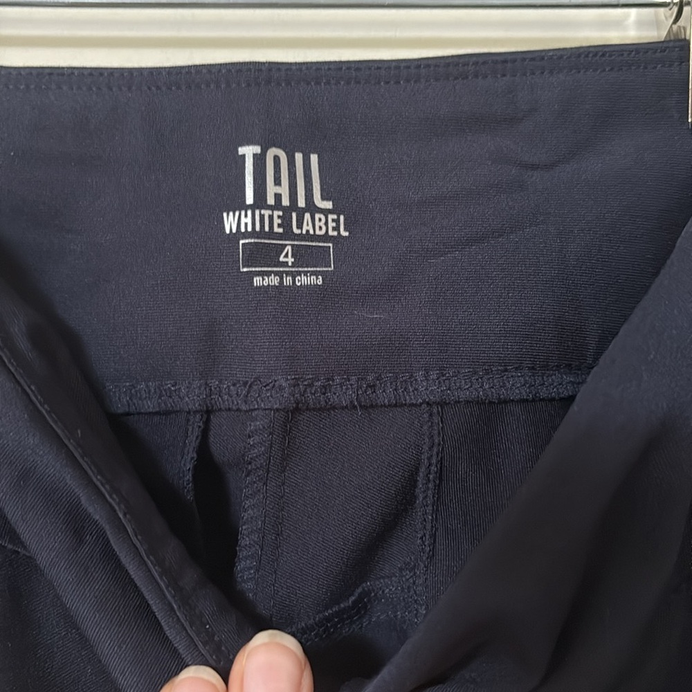 Tail Mulligan Ankle Pant Navy, like new - Picture 3 of 8